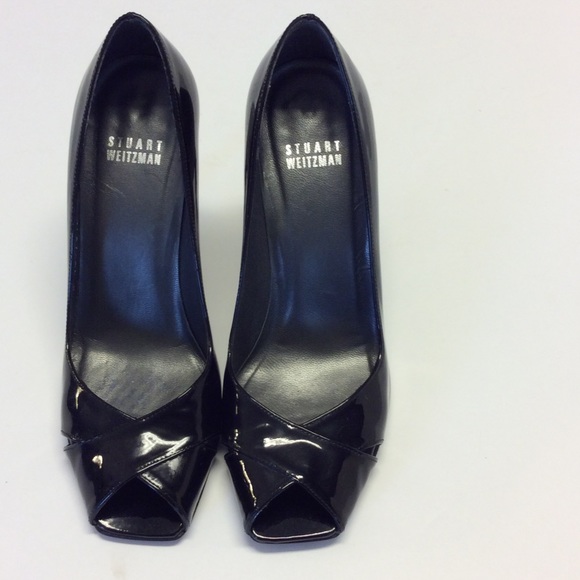 STUART WEITZMAN Black Patent Leather Pumps Size 6 - Picture 2 of 7